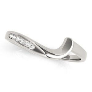 Single Row Curved Wedding Band