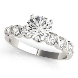 Single Row Peg Head Engagement Ring