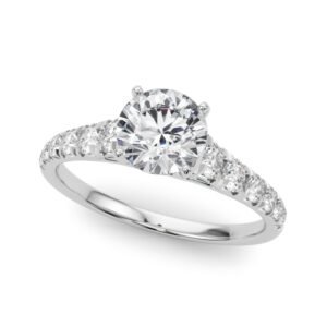 Graduated Diamond Engagement Ring