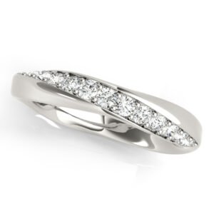 Twisted Prong In Channel Wedding Band