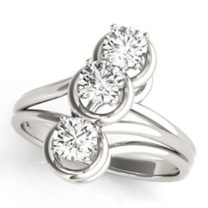 3-Stone Round Engagement Ring