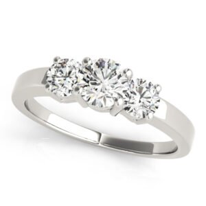 ENGAGEMENT RINGS 3 STONE ROUND
