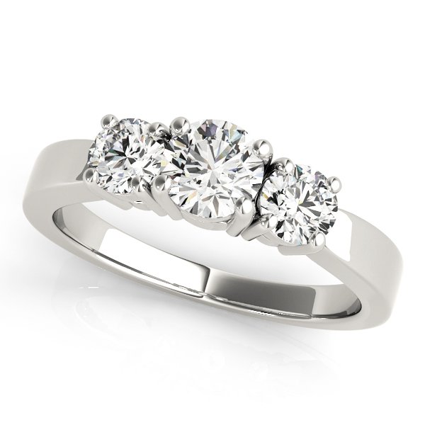 3-Stone Round Engagement Ring