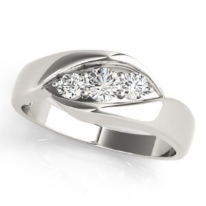 ENGAGEMENT RINGS 3 STONE ROUND