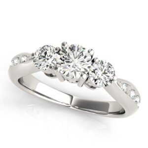 ENGAGEMENT RINGS 3 STONE ROUND