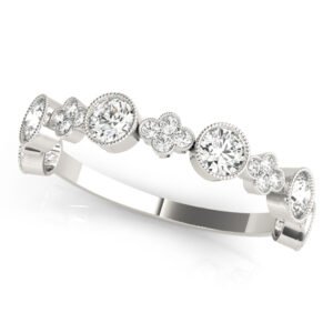 Round & Clover Milgrain Band