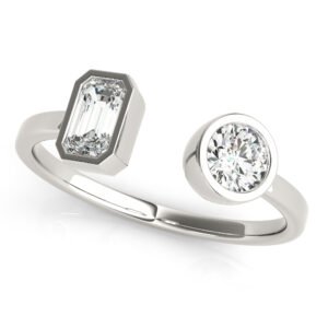 EMERALD & RD FASHION RING