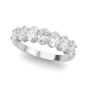 7-Stone Oval Shared Prong Band